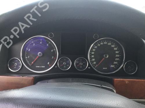 Display für VW TOUAREG (7LA, 7L6, 7L7) 3.2 V6 (220 hp) 32395382