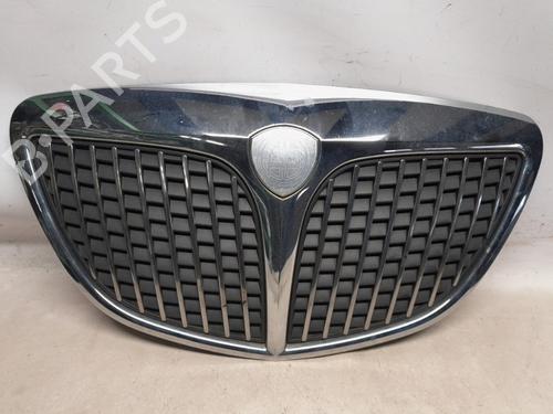 Used Grille LANCIA YPSILON (843_) 1.2 (843.AXA1A) (60 hp) 30690749