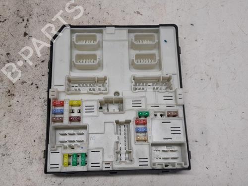 Used Fuse box Fuse box 18846649 18846649