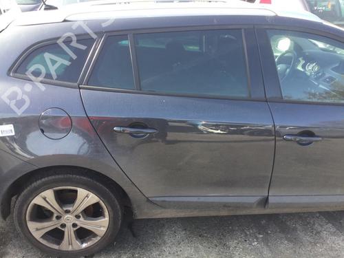 Dør højre bagtil Dør højre bagtil RENAULT MEGANE III Grandtour (KZ0/1) 1.4 TCe (KZ0F, KZ1V) (130 hp) 34574589 34574589