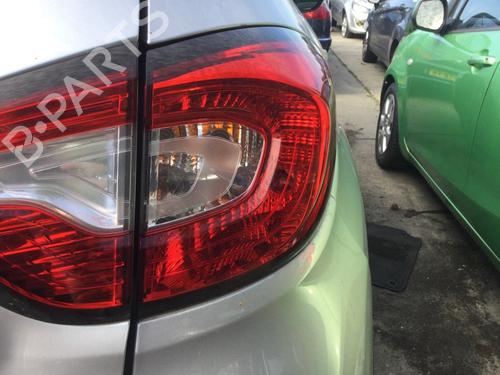 Used Right taillight Right taillight 15599094 15599094