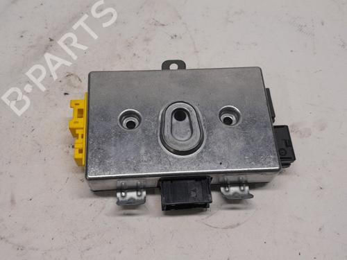 Used Electronic module BMW 5 Touring (E61) 525 i (192 hp) 15828607
