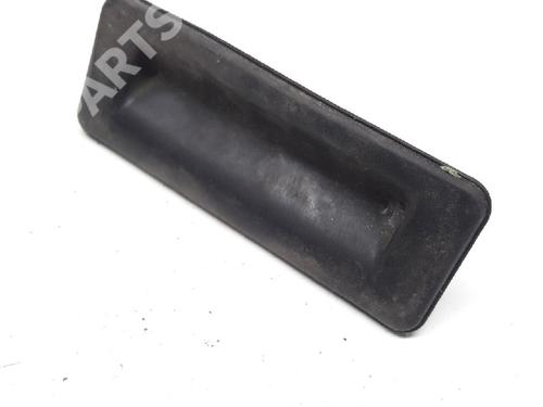 Used Tailgate handle Tailgate handle SKODA FABIA II Combi (545) 1.2 TDI (75 hp) 11072220 11072220