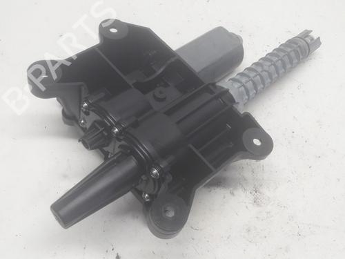 Electric handbrake PEUGEOT 5008 (0U_, 0E_) 1.6 HDi | BP13154672E5 