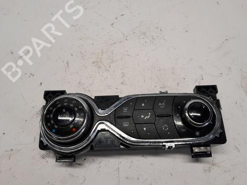 Used Climate control Climate control 19113152 19113152