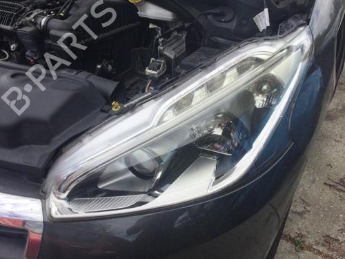 Used Left headlight PEUGEOT 208 I (CA_, CC_) 1.2 VTI 82 (82 hp) 28615488