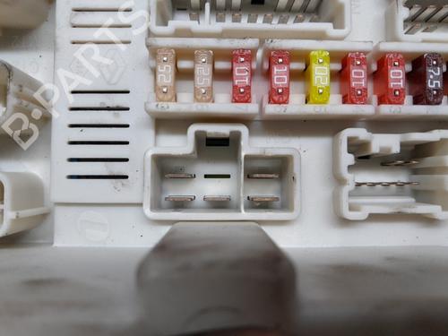 Fuse box RENAULT SCÉNIC II (JM0/1_) 1.6 16V (JM1R) | BP28205701E1 