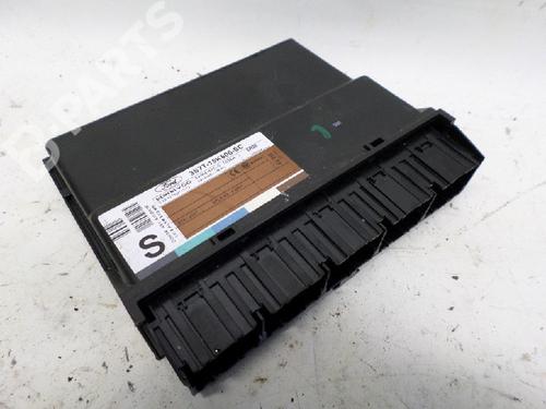 Used Comfort control module Comfort control module FORD MONDEO III Turnier (BWY) 2.0 16V TDDi / TDCi (115 hp) 11064347 11064347