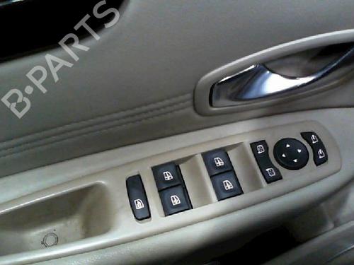 Used Switch Switch RENAULT GRAND SCÉNIC III (JZ0/1_) 2.0 16V (JZ0G) (140 hp) 11069738 11069738