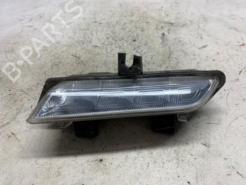 Used Left daytime light Left daytime light RENAULT CAPTUR I (J5_, H5_) 0.9 TCe 90 (90 hp) 39964029 39964029