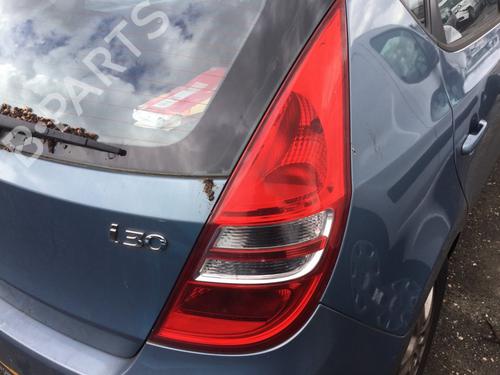 Used Right taillight HYUNDAI i30 (FD) 1.6 (122 hp) 12536825