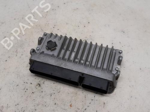 Used Electronic module TOYOTA YARIS (_P13_) 1.5 Hybrid (NHP130_, NHP130) (101 hp) 15794260