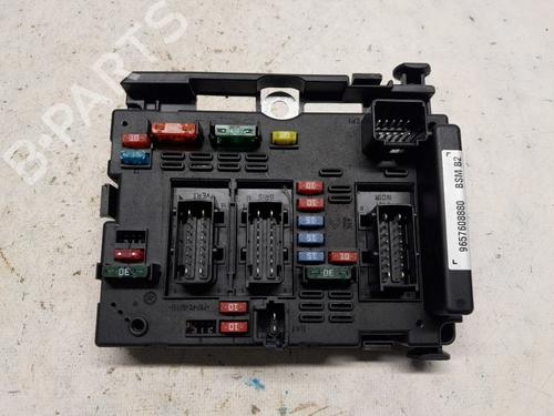 Used Fuse box PEUGEOT 206 Hatchback (2A/C) 1.4 i (75 hp) 21056261