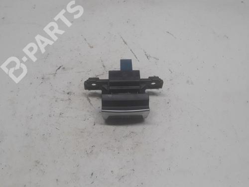 switch-peugeot-308-ii-lb_-lp_-lw_-lh_-l3_-20-gt-bluehdi-180-967851vv00-032142601-96785851vv-2013-2014-2015-2016-2017-2018-2019-2020-2021-11135223 main image
