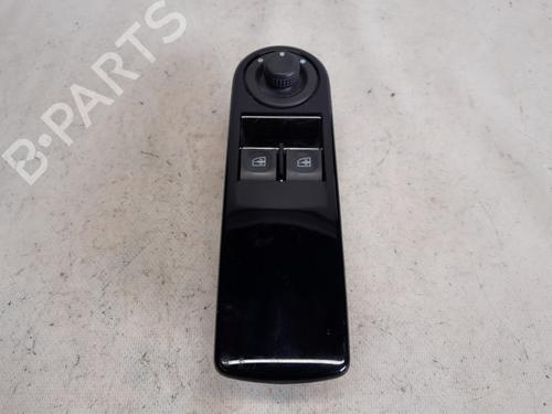 Used Switch RENAULT CLIO IV (BH_) 0.9 TCe 90 (BHNF, BHMA, BHMH, BHJK, BHJR) (90 hp) 29190341