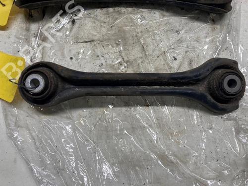 Right front suspension arm MERCEDES-BENZ C-CLASS (W203) C 180 Kompressor (203.046) | BP18847106M13 