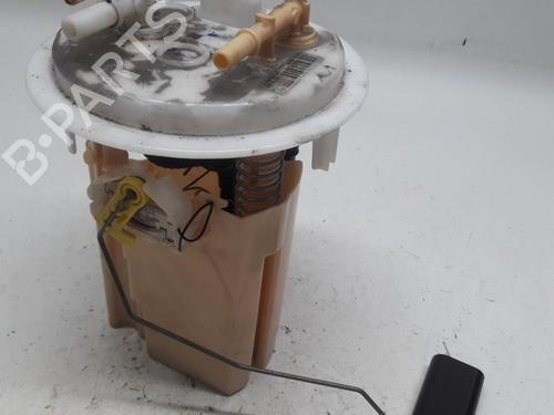 Used Fuel pump Fuel pump CITROËN C5 III (RD_) 2.0 HDi (RDRHD8, RDRHDJ, RDRHR8, RDRHRJ) (136 hp) 13154245 13154245