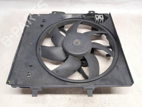 Used Electronic module PEUGEOT 208 I (CA_, CC_) 1.2 VTI 82 (82 hp) 30658444