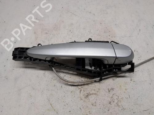 Used Front right exterior door handle BMW 1 (F20) 118 i (170 hp) 21117712