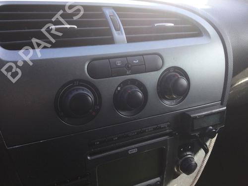 Used Climate control Climate control SEAT LEON (1P1) 1.4 TSI (125 hp) 35988422 35988422