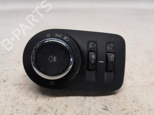 Used Headlight switch Headlight switch OPEL MERIVA B MPV (S10) 1.4 (75) (120 hp) 39749836 39749836