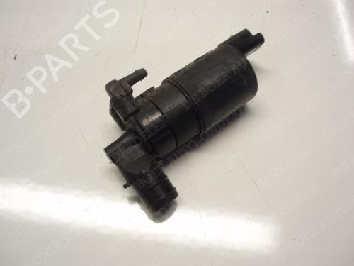 Used Washer pump TOYOTA AYGO (_B1_) 1.0 (KGB10_, KGB10R) (68 hp) 13150863