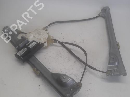 Rudehejsemekanisme Højre foran Rudehejsemekanisme Højre foran RENAULT LAGUNA III Grandtour (KT0/1) 2.0 dCi (KT07, KT0J, KT14, KT1A, KT1S) (131 hp) 11081867 11081867