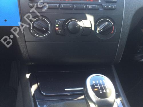 Used Climate control BMW 1 (E87) 116 i (115 hp) 15634804
