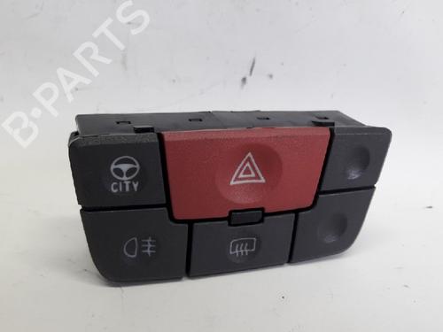 Used Warning switch FIAT PANDA (169_) 1.2 (169.AXB11, 169.AXB1A) (60 hp) 13152712