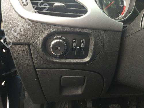 Used Headlight switch Headlight switch 15194883 15194883