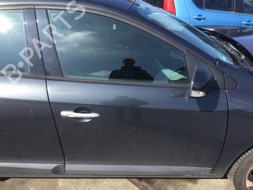 Puerta delantera derecha Puerta delantera derecha RENAULT MEGANE III Hatchback (BZ0/1_, B3_) 1.6 16V (BZ1B, BZ1H) (110 hp) 34042464 34042464