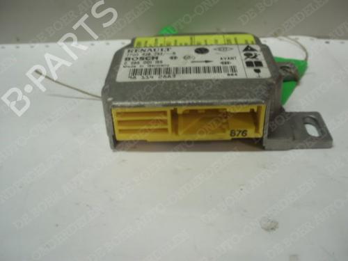 Used ECU airbags RENAULT CLIO II (BB_, CB_) 1.2 (BB0A, BB0F, BB10, BB1K, BB28, BB2D, BB2H, CB0A,... (58 hp) 11063964