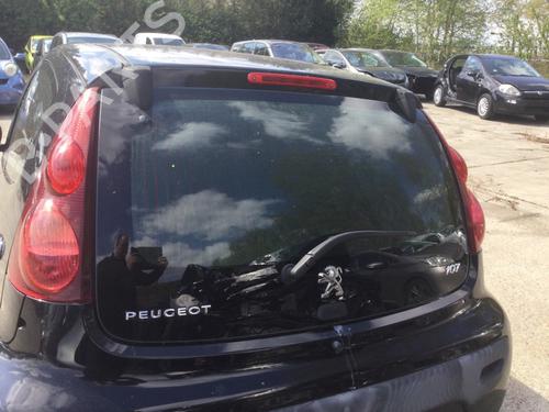 Used Tailgate PEUGEOT 107 (PM_, PN_) 1.0 (68 hp) 11080901