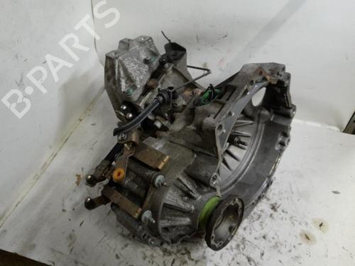 Gearkasse VW GOLF IV (1J1) 1.6 16V (105 hp) 29981064