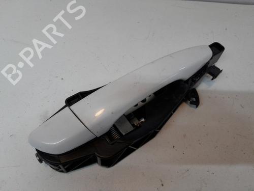 Puxador exterior frente direito Puxador exterior frente direito OPEL CORSA F (P2JO) 1.2 (68) (101 hp) 35988713 35988713
