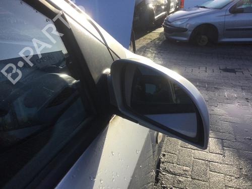 Right mirror HYUNDAI GETZ (TB) 1.3 i | BP23412171C27 