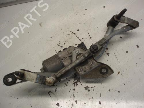 Used Front wiper motor Front wiper motor RENAULT TWINGO II (CN0_) 1.2 (CN0D) (58 hp) 27406237 27406237