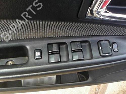Used Switch Switch 11070557 11070557