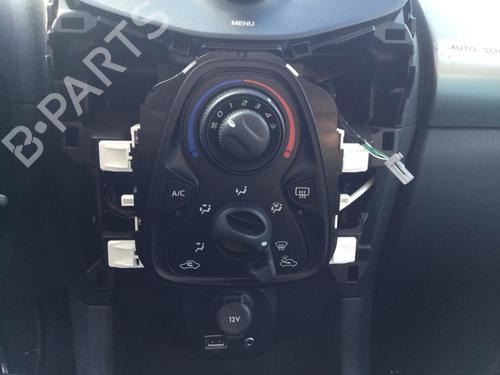 Used Climate control PEUGEOT 108 1.0 VTi (69 hp) 18847450