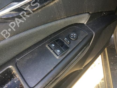 Used Switch FIAT BRAVO II (198_) 1.4 T-Jet (198AXG1B) (120 hp) 19926514