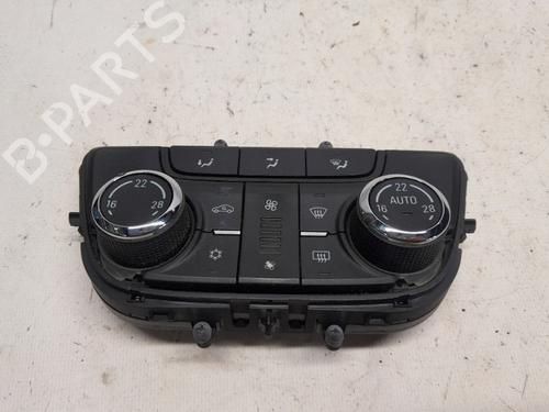 climate-control-opel-zafira-tourer-c-p12-2011-33057447 main image