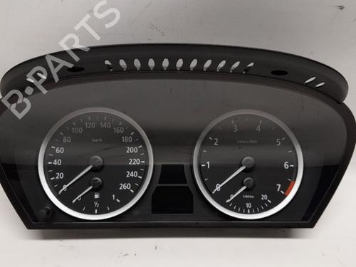 Used Display monitor BMW 5 Touring (E61) 525 i (192 hp) 15828614