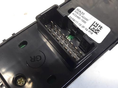 Switch KIA CEE'D Sportswagon (JD) 1.0 T-GDI | BP11071396I30 