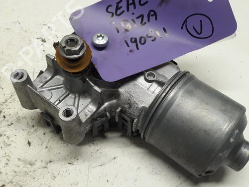 Used Front wiper motor SEAT IBIZA IV (6J5, 6P1) 1.2 TSI (105 hp) 11071825