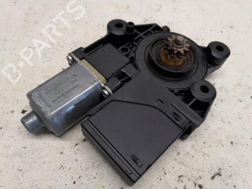 Used Electronic module Electronic module RENAULT MEGANE III Hatchback (BZ0/1_, B3_) 1.4 TCe (BZ0F, BZ1V) (131 hp) 18848967 18848967