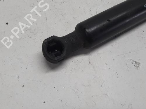 Tailgate lift support PEUGEOT 208 I (CA_, CC_) 1.2 VTI 82 | BP13153231C138 