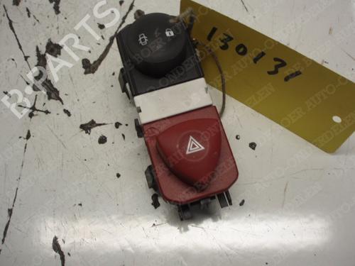 Used Warning switch RENAULT GRAND SCÉNIC II (JM0/1_) 1.9 dCi (116 hp) 13150836
