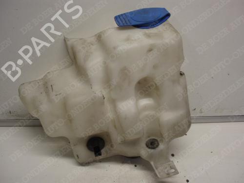 Used Windscreen washer tank VW GOLF IV (1J1) 1.6 16V (105 hp) 11063846