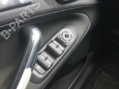switch-ford-s-max-wa6-23-2006-2007-2008-2009-2010-2011-2012-2013-2014-18852860 main image