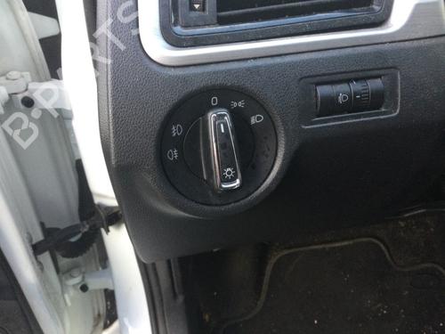 Used Headlight switch SKODA RAPID (NH3, NK3, NK6) 1.2 TSI (90 hp) 31719611